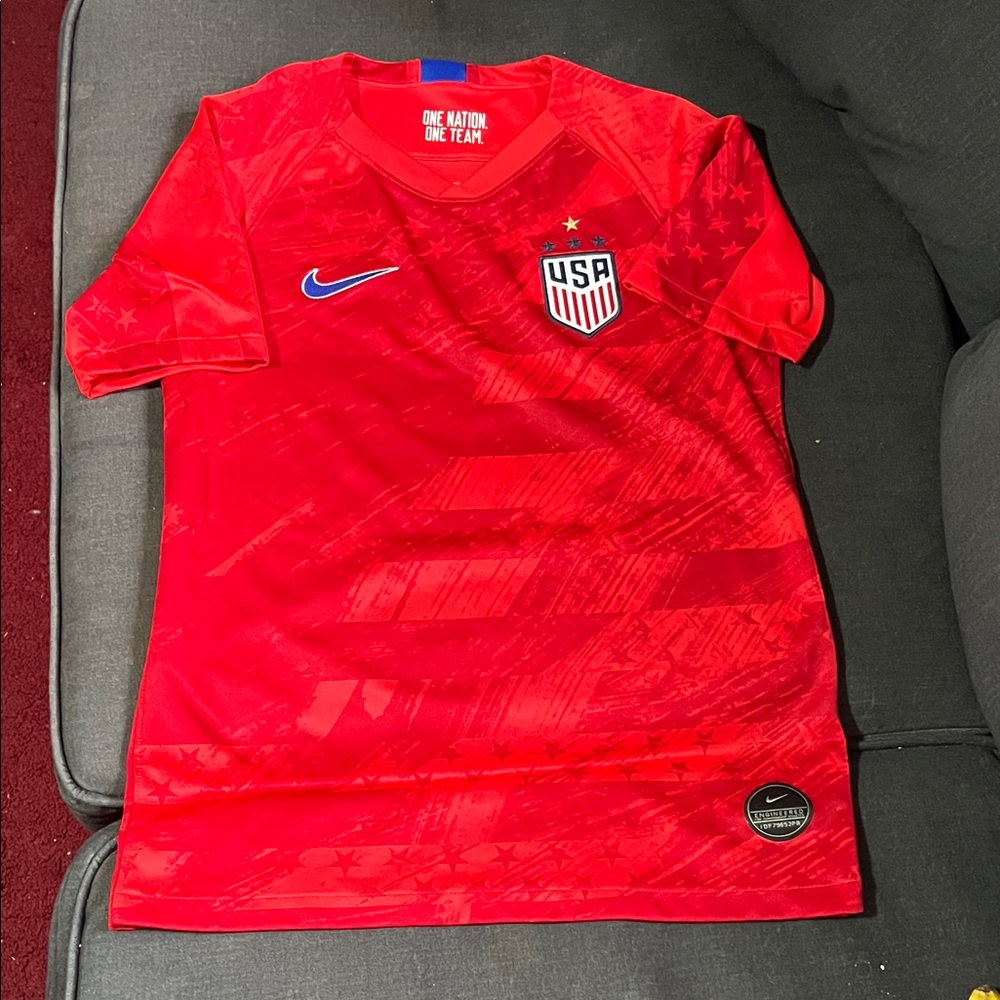 Nike Dry Fit Kids Bright Red USA Soccer Jersey Size Large